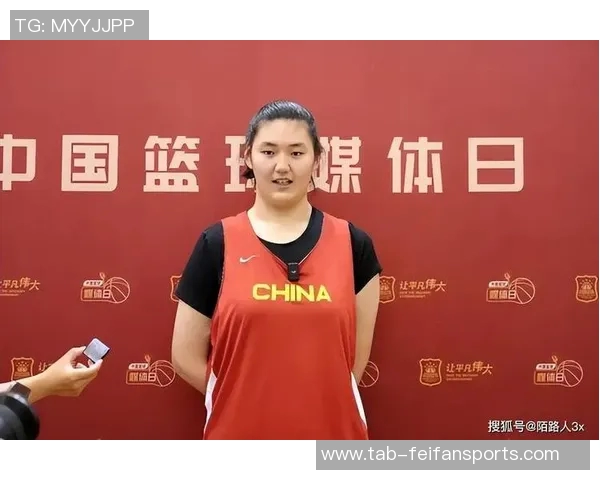 2米26张子宇统治U18女篮夺冠:上演历史性一扣 2米26张子宇统治U18女篮夺冠:上演历史性一扣