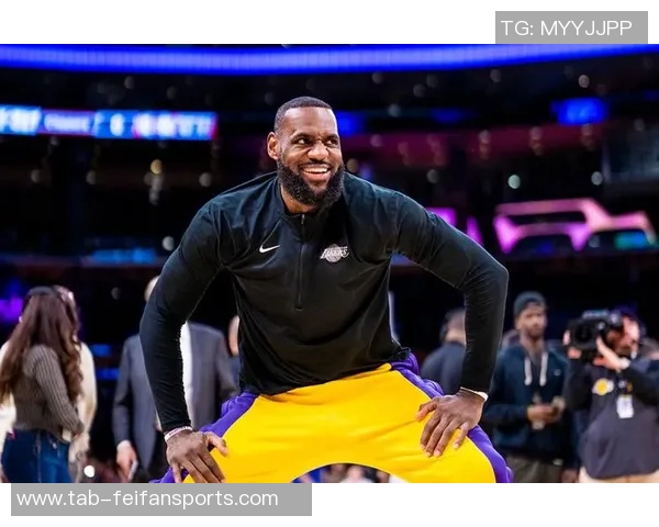 湖人出征目标四连胜!詹皇卢卡帅气出镜曝巴斯家族每人收到10亿美金 湖人出征目标四连胜!詹皇卢卡帅气出镜曝巴斯家族每人收到10亿美金