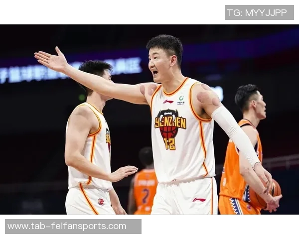 空篮失手摆烂又伤退王哲林里程碑之夜再引争议 空篮失手摆烂又伤退王哲林里程碑之夜再引争议