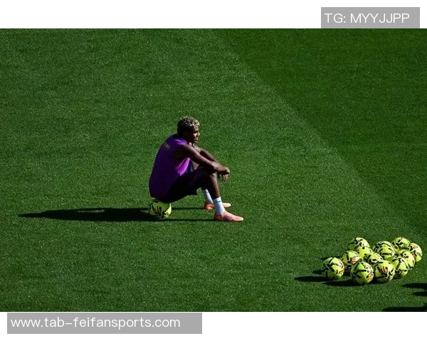 鲁尼：库库雷利亚给大家上了节对付亚马尔的最佳示范课